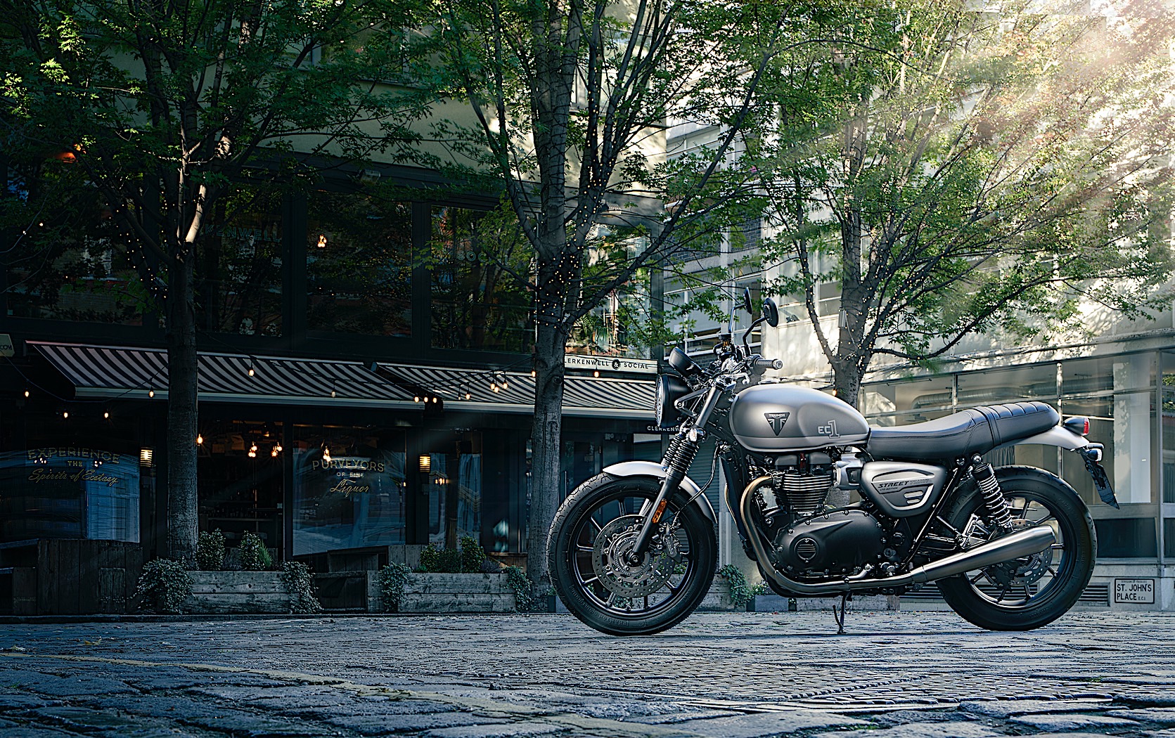 Triumph Street Twin EC1 Limited Edition, side view