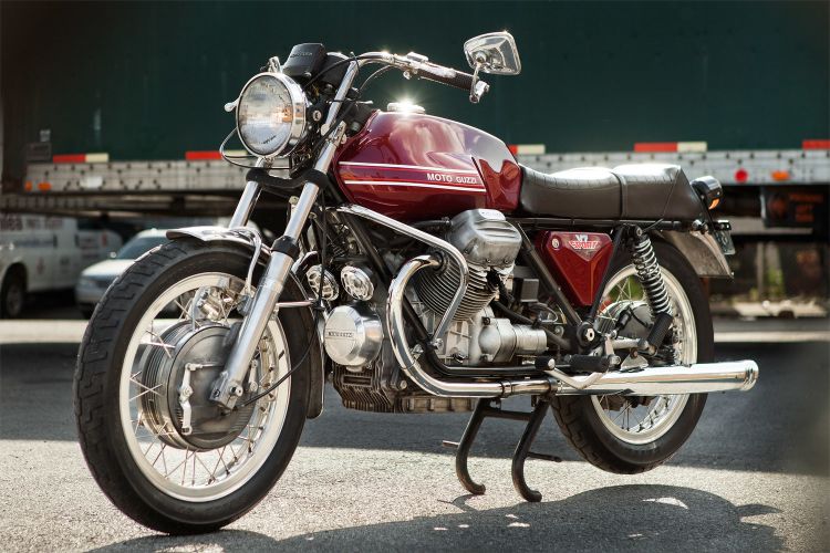 1972 Moto Guzzi V7 Sport