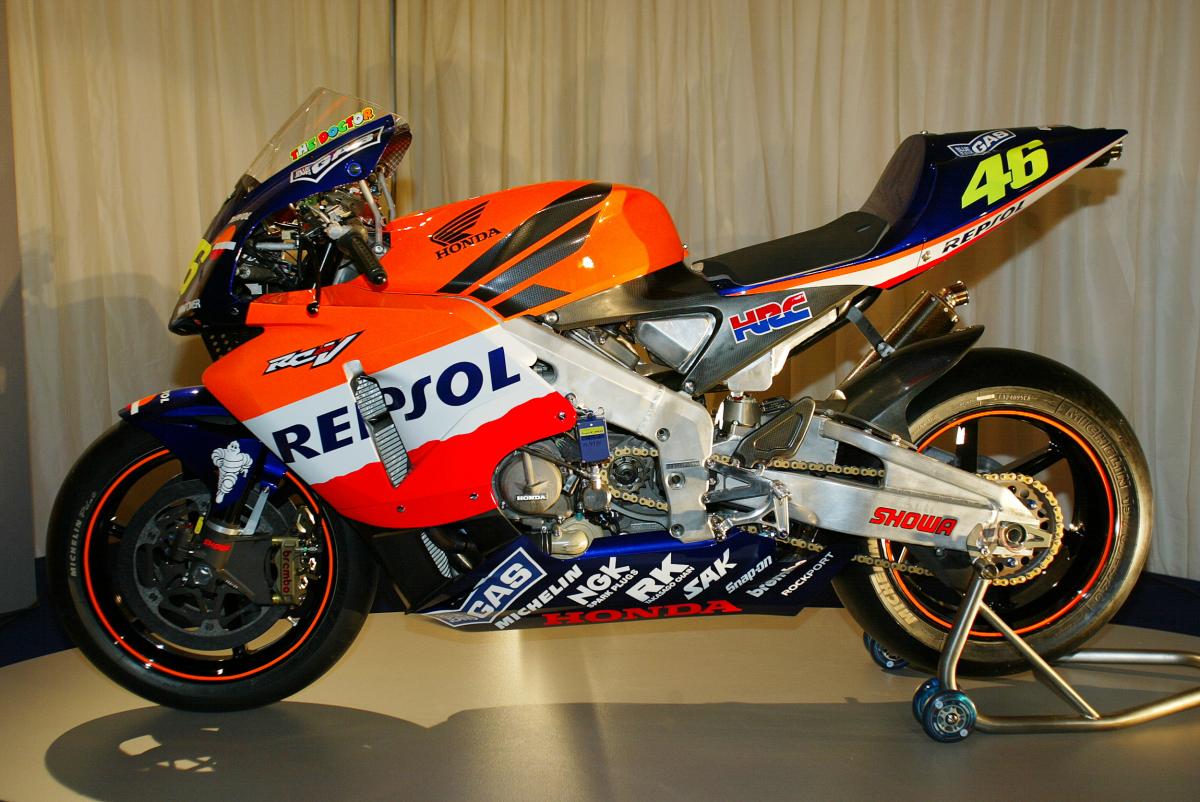 2002 Honda RC211V in Repsol livery with Valentino Rossi number 46