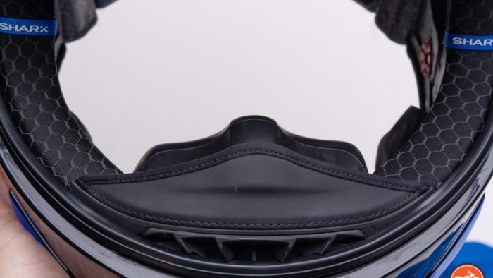 Secondary breath guard on Race-R Pro GP Spoiler Lorenzo Winter Test Edition Helmet Secondary breath guard on Race-R Pro GP Spoiler Lorenzo Winter Test Edition Helmet