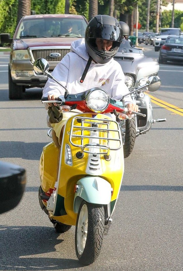 Vespa Teams Up With Justin Bieber For “Unique Project” - webBikeWorld