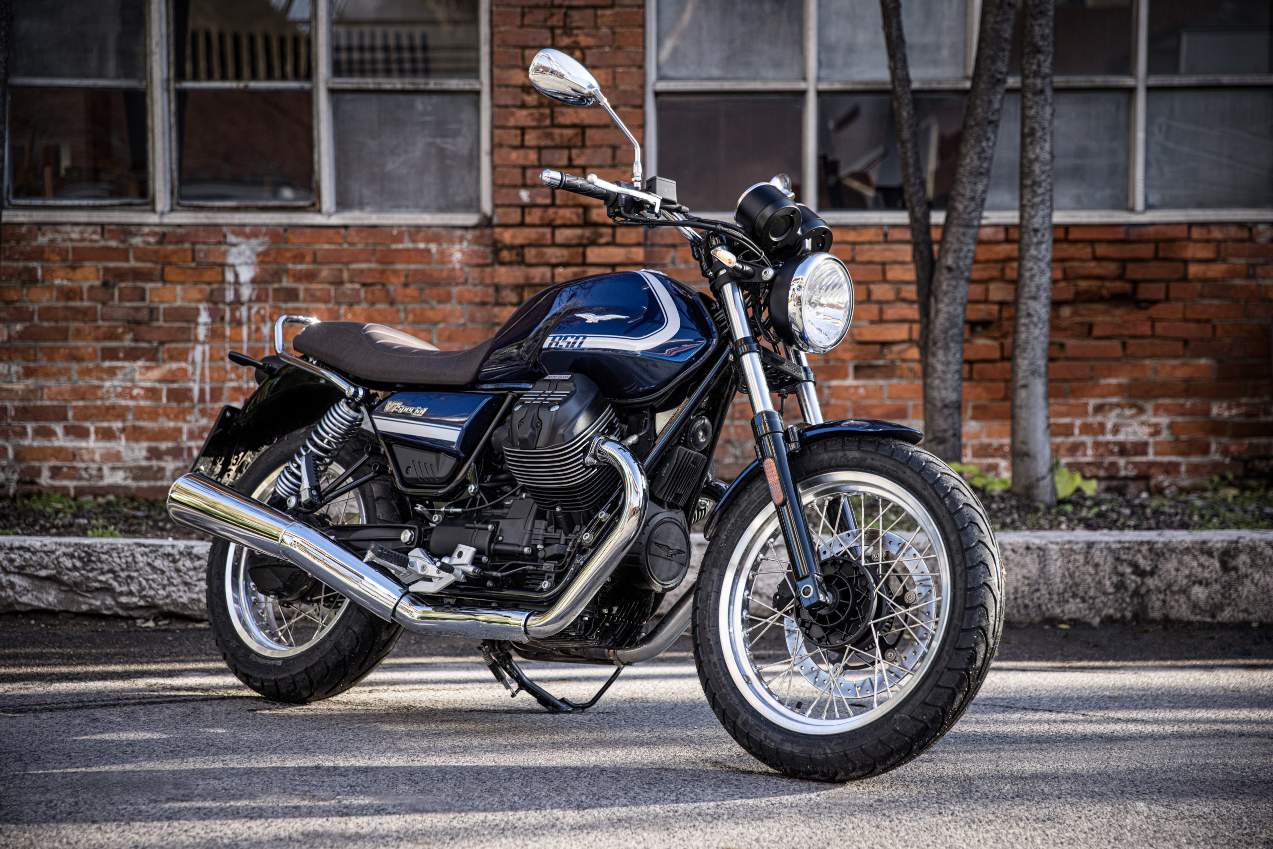 2021 Moto Guzzi V7 Special