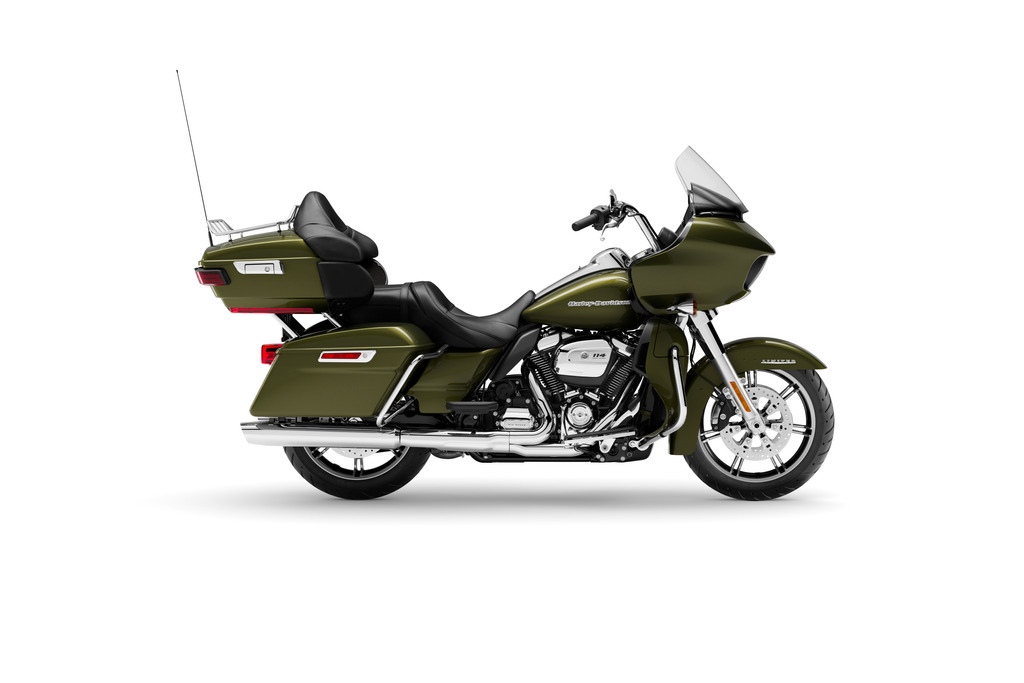 2022 Harley Davidson Road Glide Limited in Mineral Green Metallic with Chrome Finish