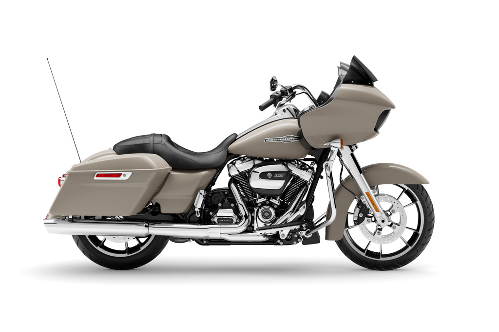 2022 Harley Davidson Road Glide -White Sand Pearl