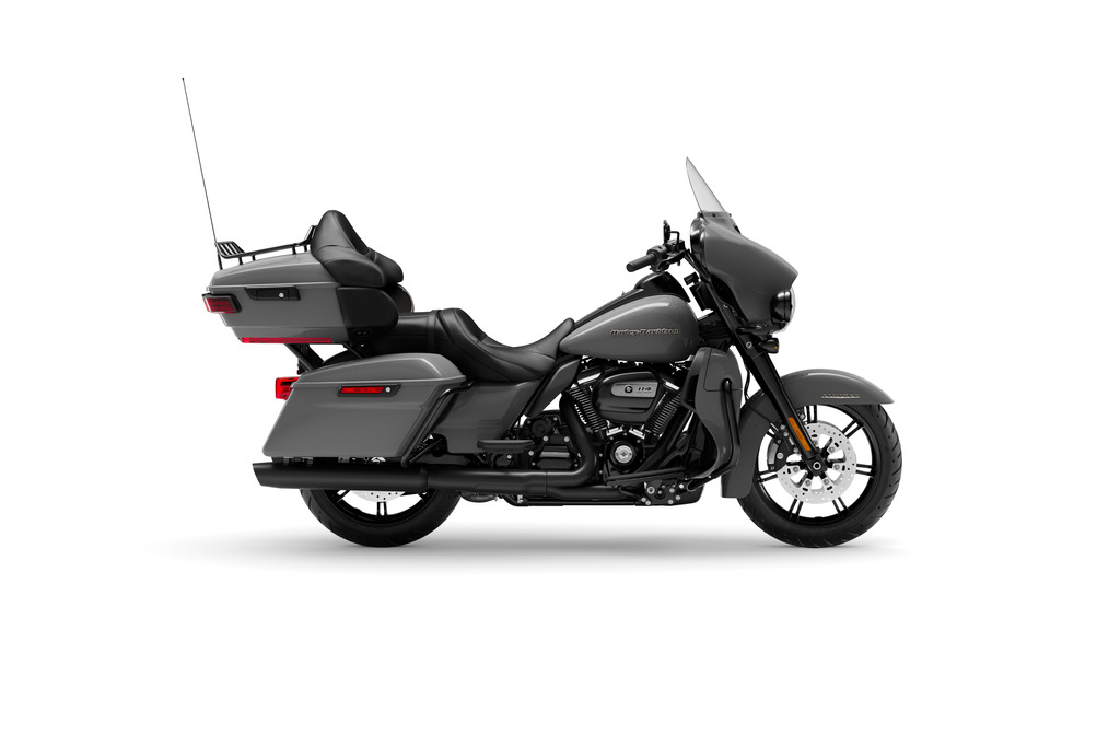 2022 Harley Davidson Ultra Limited in Gunship Gray with black finish