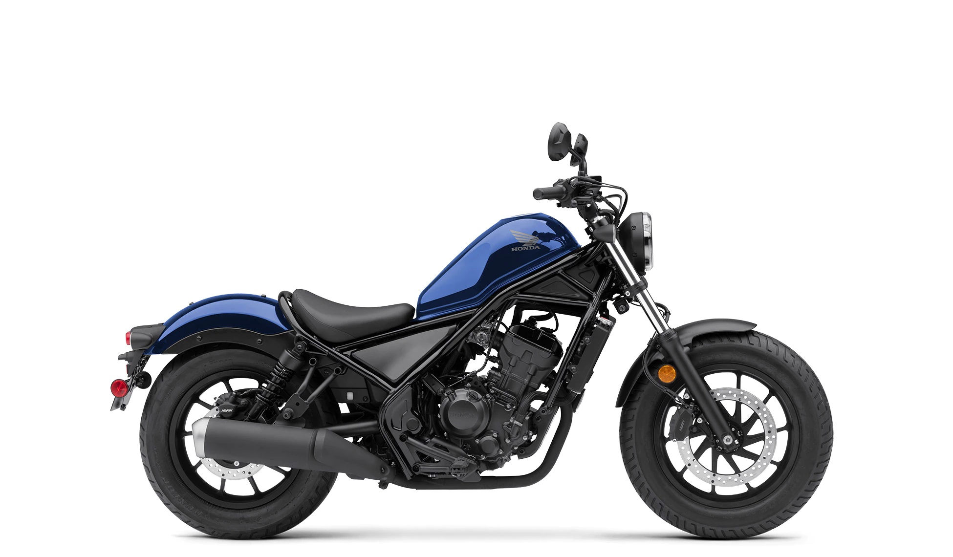 Studio shot of the 2022 Honda Rebel 300 in Pearl Blue