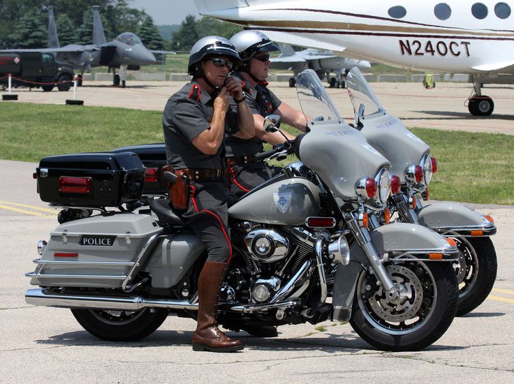 Harley Road Glides being ridden in Rhode Island