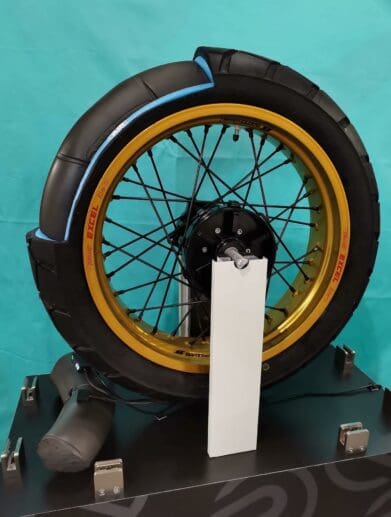 Cross section of the B-Sure tech on a tire