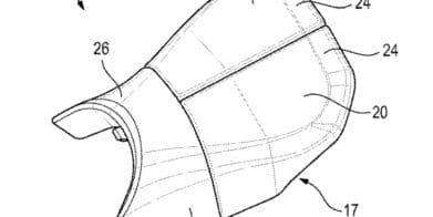A view of the new motorcycle seat patent that BMW is making, complete with two adjustable components for height and width