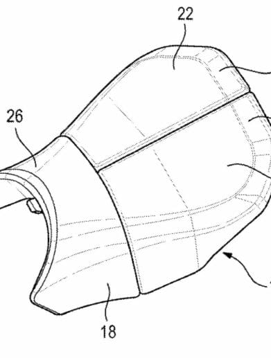 A view of the new motorcycle seat patent that BMW is making, complete with two adjustable components for height and width
