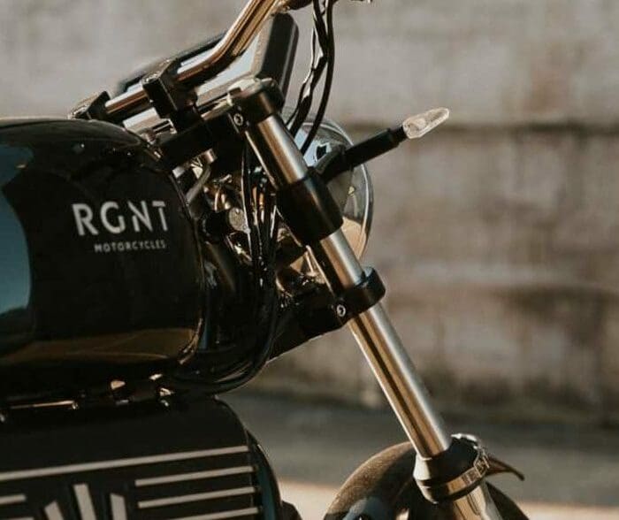 A view of the RGNT NO.1_CLASSIC and NO.1-SCRAMBLER
