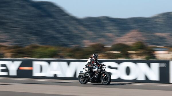 A view of the Sportster S punching through a country endurance record in Jaipur