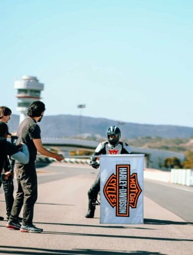A view of the Sportster S punching through a country endurance record in Jaipur