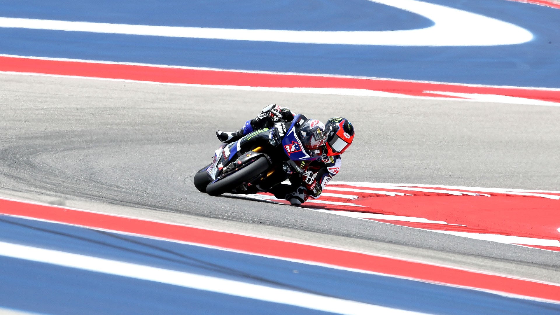 A MotoAmerica racer leaning into the twisties