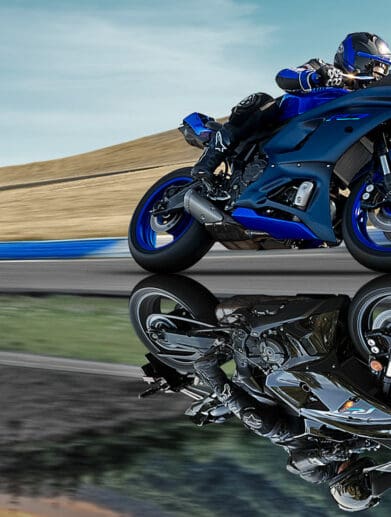 A view of the R7 and the Yamaha MT-07