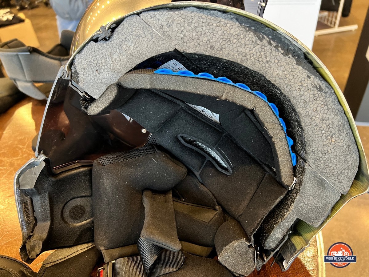 A cross-section view of a Ruroc Atlas 4.0 helmet