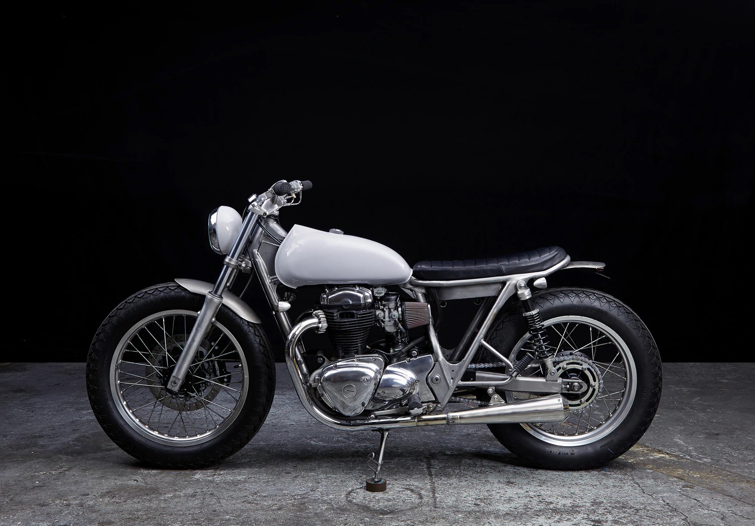 A view of the custom The Kawasaki W650 ‘Skin Milk’, Courtesy of Bad Winners