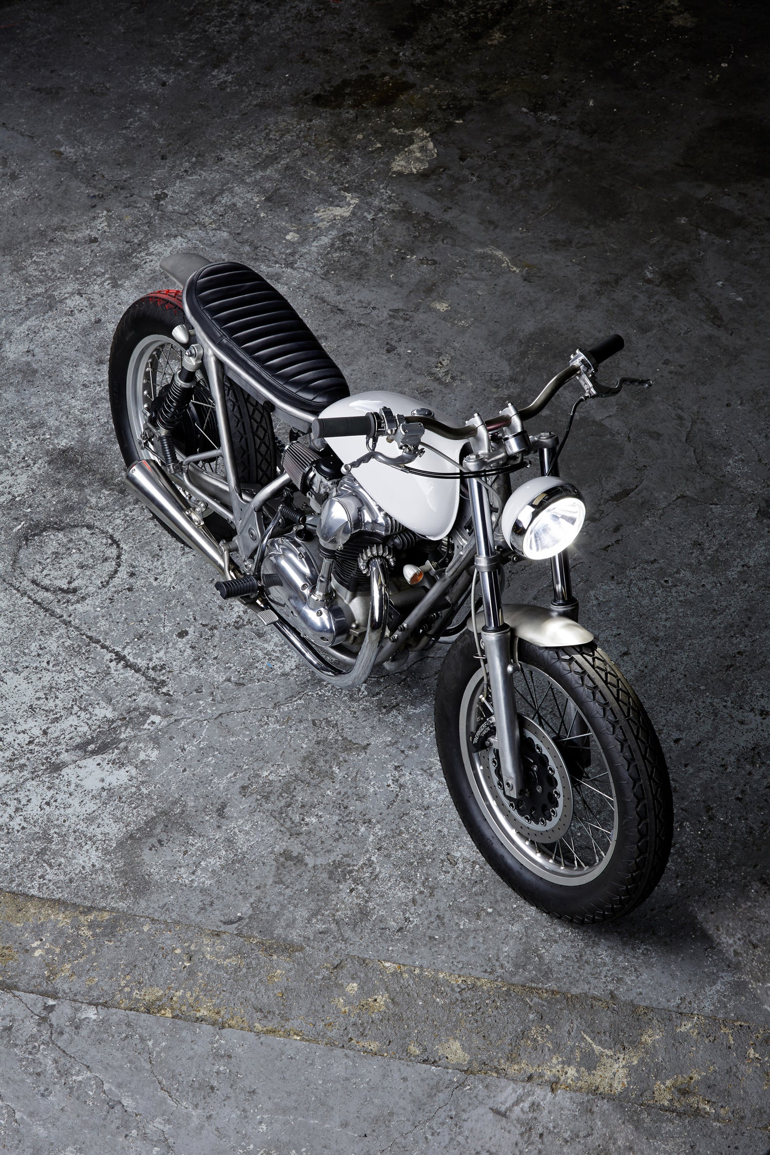 Custom Eye Candy: The Kawasaki W650 ‘Skin Milk’, Courtesy of Bad Winners