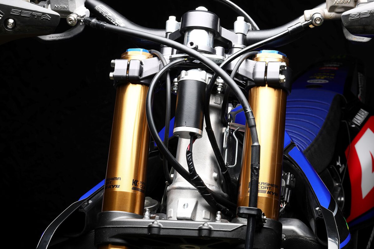 A view of the power steering aid that Yamaha will be using to test for the All-Japan MotoCross