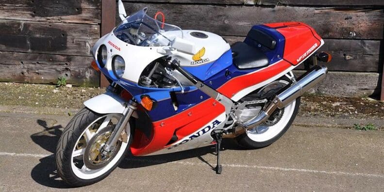a rare 1988 Honda VFR-750R RC30 WSBK homologation special “finished in blue, white, and red that was owned by marque specialist Rick Oliver