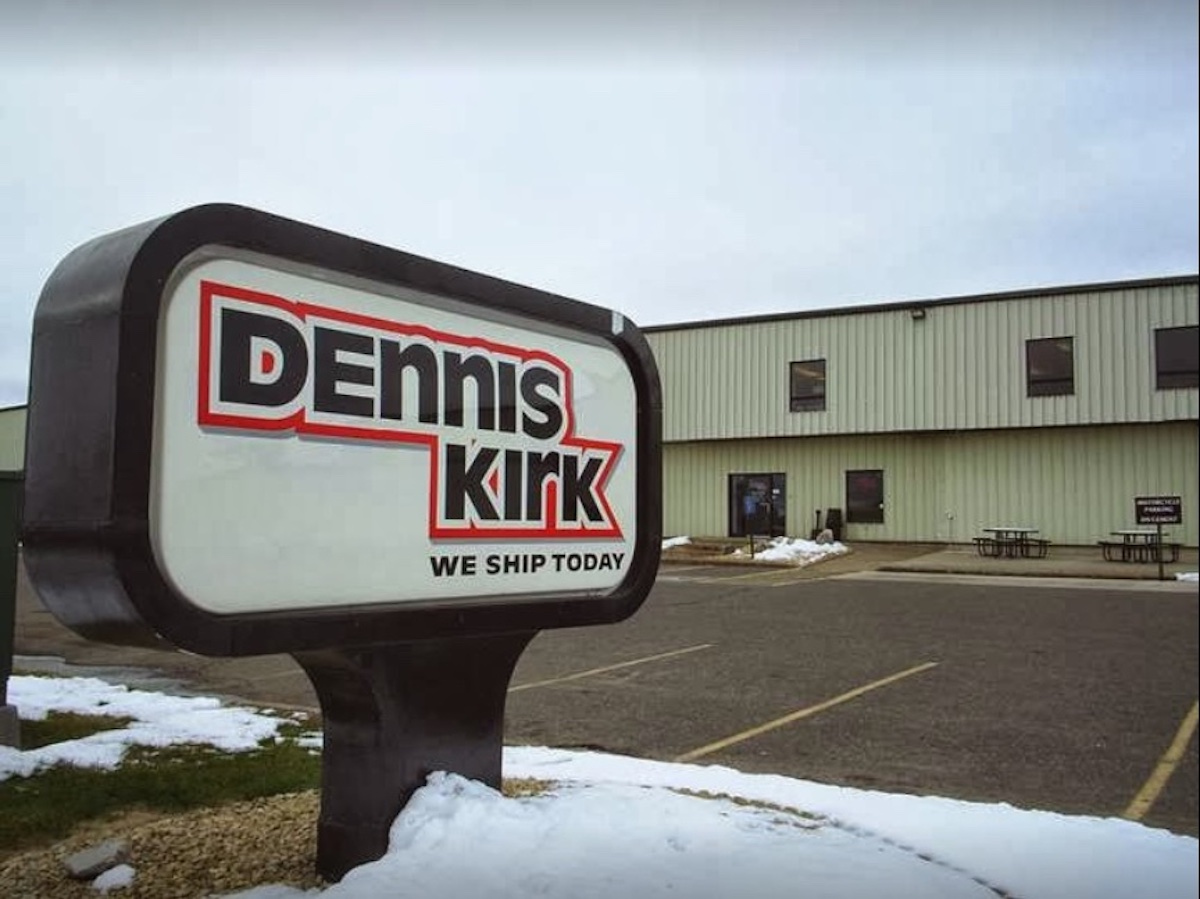 A view for eh Dennis Kirk logo