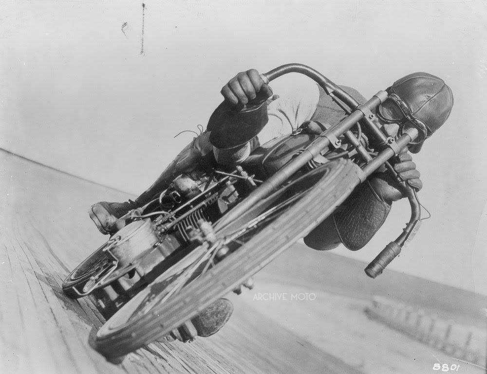Otto Walker on his Harley-Davidson board track racer in 1915