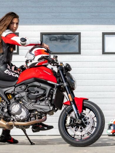 2022 Ducati Monster & Monster Plus