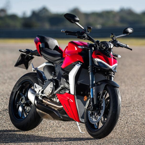 2022 Ducati Streetfighter V2