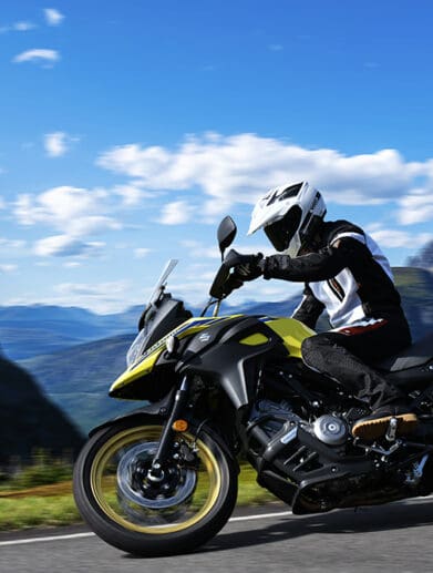 /2022-suzuki-v-strom-650XT