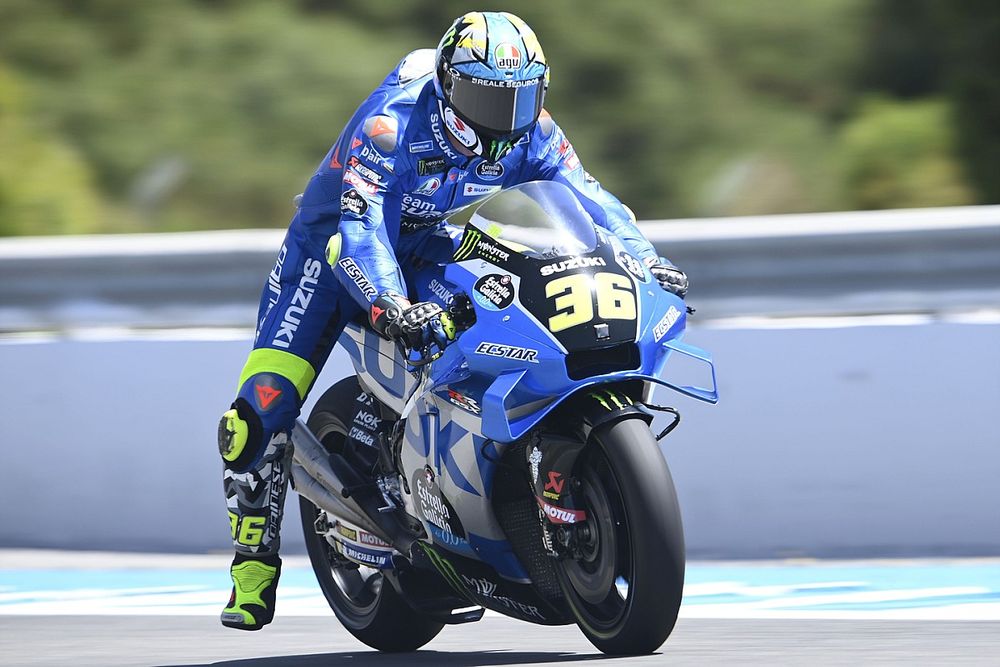 Suzuki's MotoGP machine rounds the bend. Photo courtesy of Motorsport.