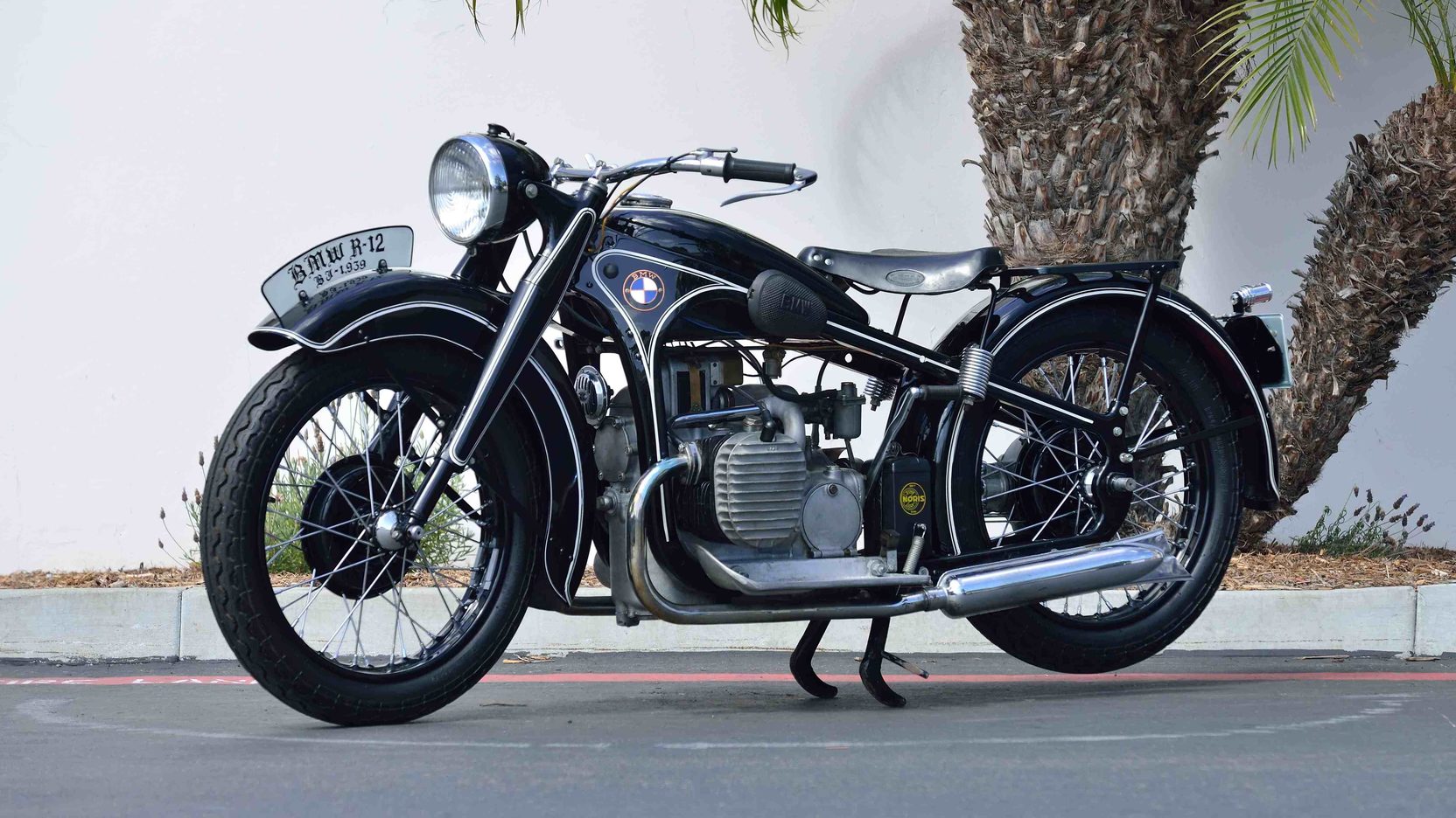 BMW's old R12 motorcycle
