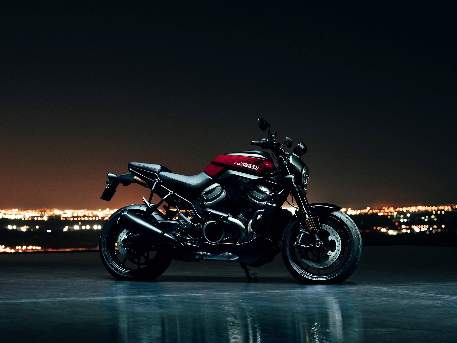 An official photograph of Harley-Davidson's "Bronx" Streetfighter that has since been 'disappeared' from the harley website.