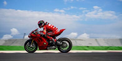 2022 Ducati Panigale V4 / V4 S