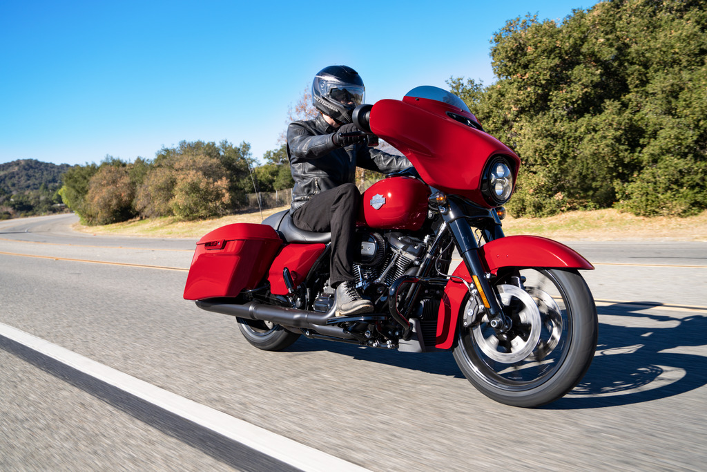 2022 Harley Davidson Street Glide Special [Specs, Features, Photos