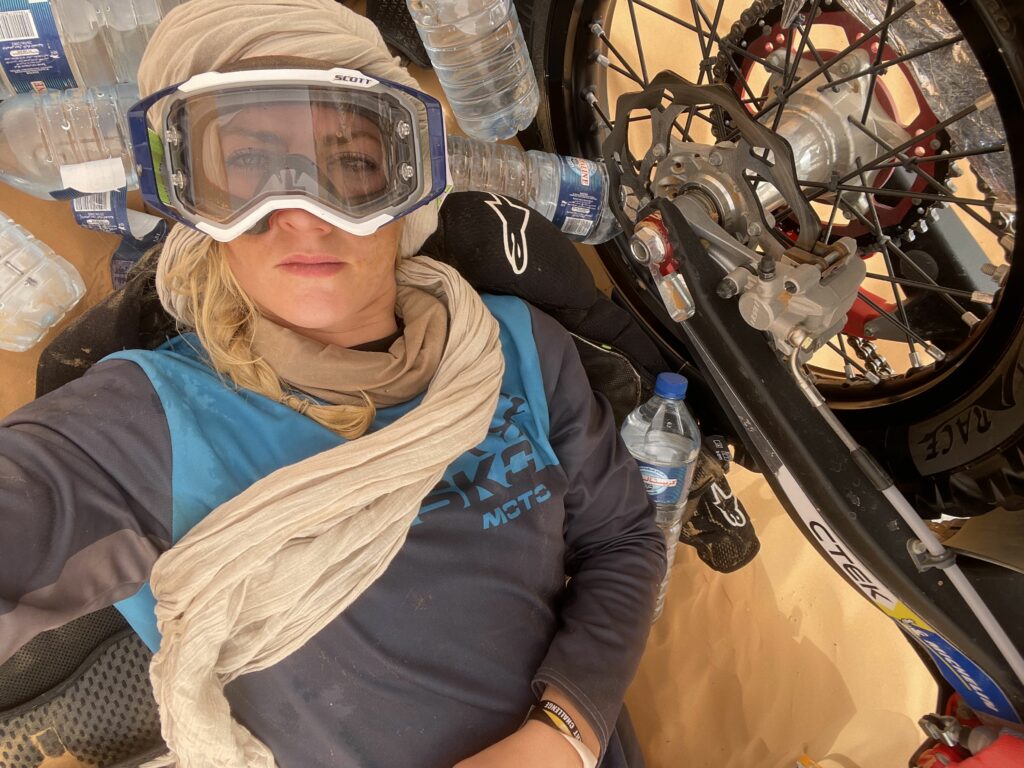 Vanessa Ruck in the Tunisia Desert Rally when she got stranded. Photo courtesy of GirlOnABike. 