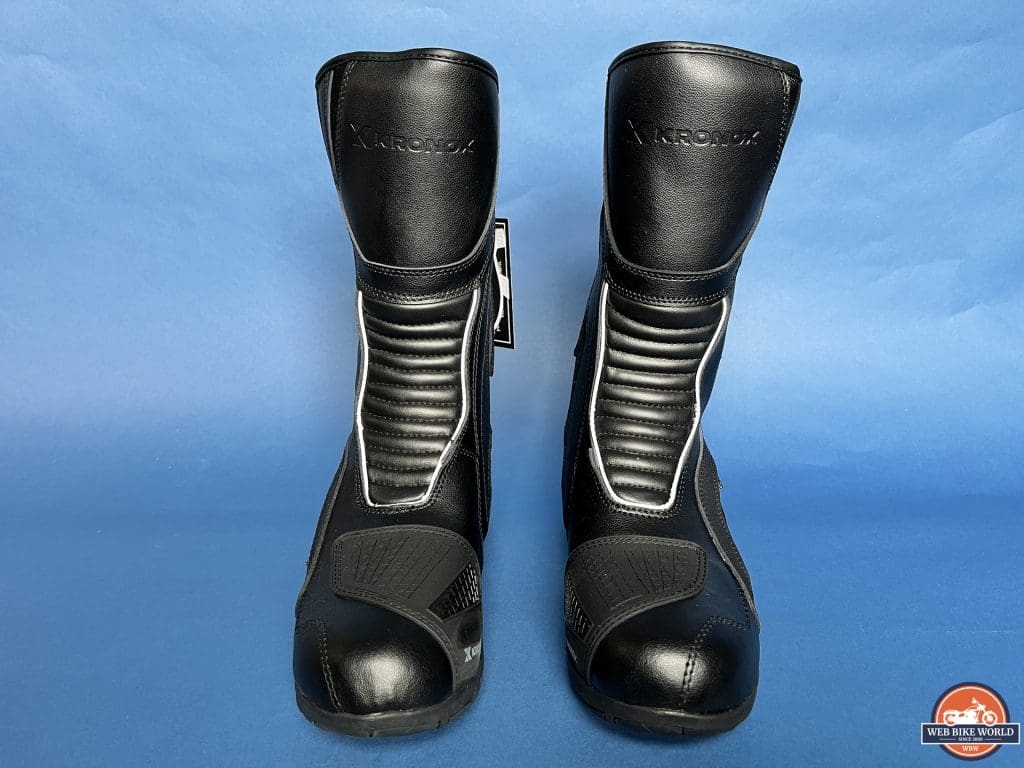 Front view of Kronox Lanin Boots