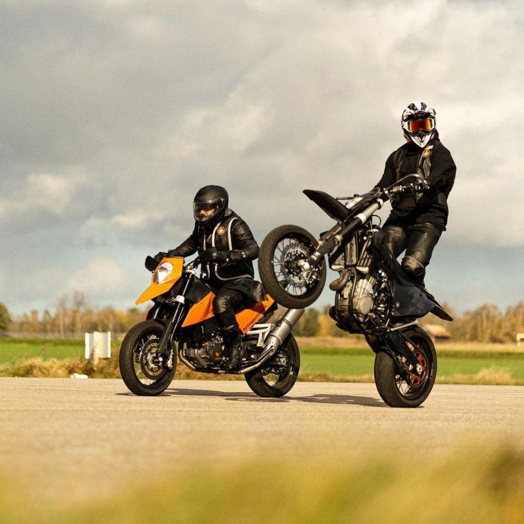 World’s First Airbag Jeans Go Live on Indiegogo Today webBikeWorld