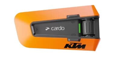 Cardo's new Packtalk Edge - the KTM Packtalk Edge, created in collaboration with KTM. Photo courtesy of MotointercoM.