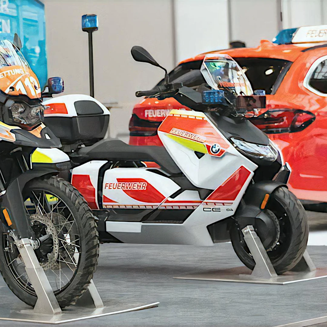BMW’s New CE-04 and F 850 GS showcased at the 2022 Interschutz. Photo courtesy of RideApart.