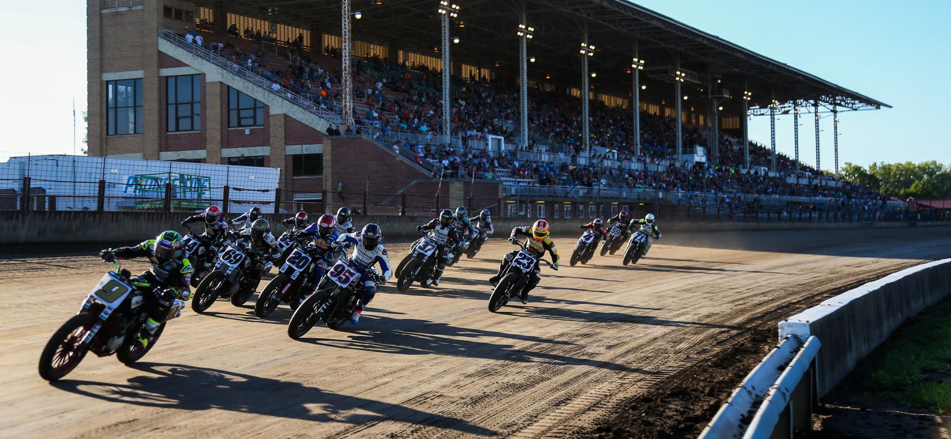 A view of AFT racers in the bid for the proverbial crown. Photo courtesy of RRW.