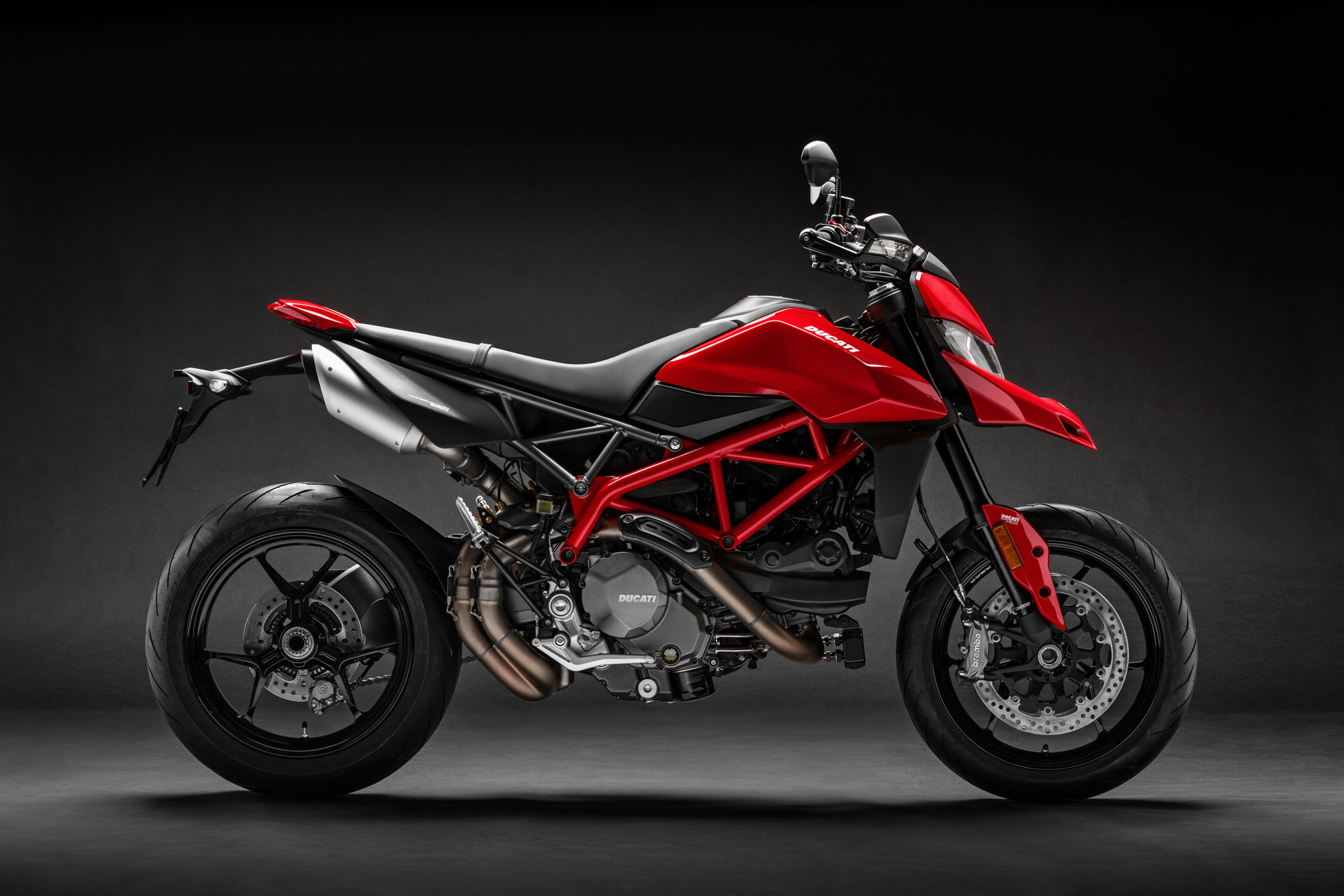 2022 Ducati Hypermotard 950 & Hypermotard SP