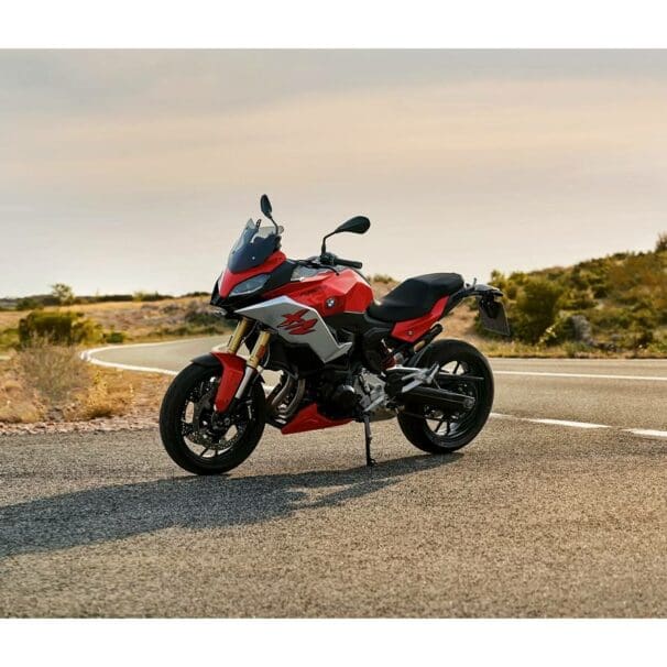 2022 BMW F 900 XR