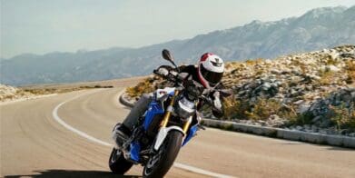 2022 BMW F 900 R