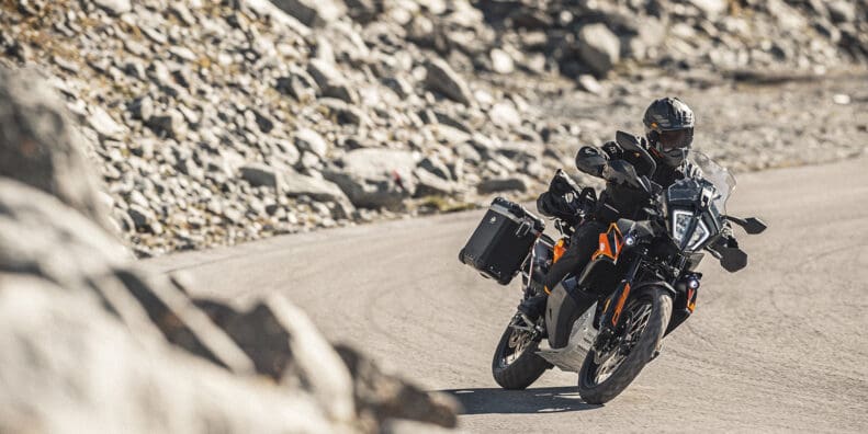 2022 KTM 890 Adventure