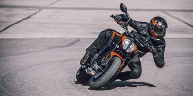 2022 KTM 890 Duke