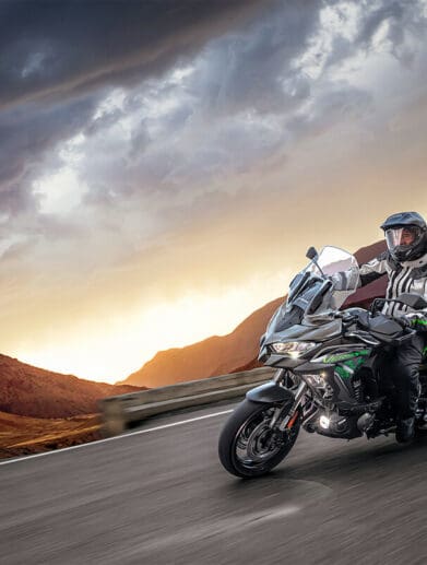 2022 Kawasaki Versys 1000 SE LT+