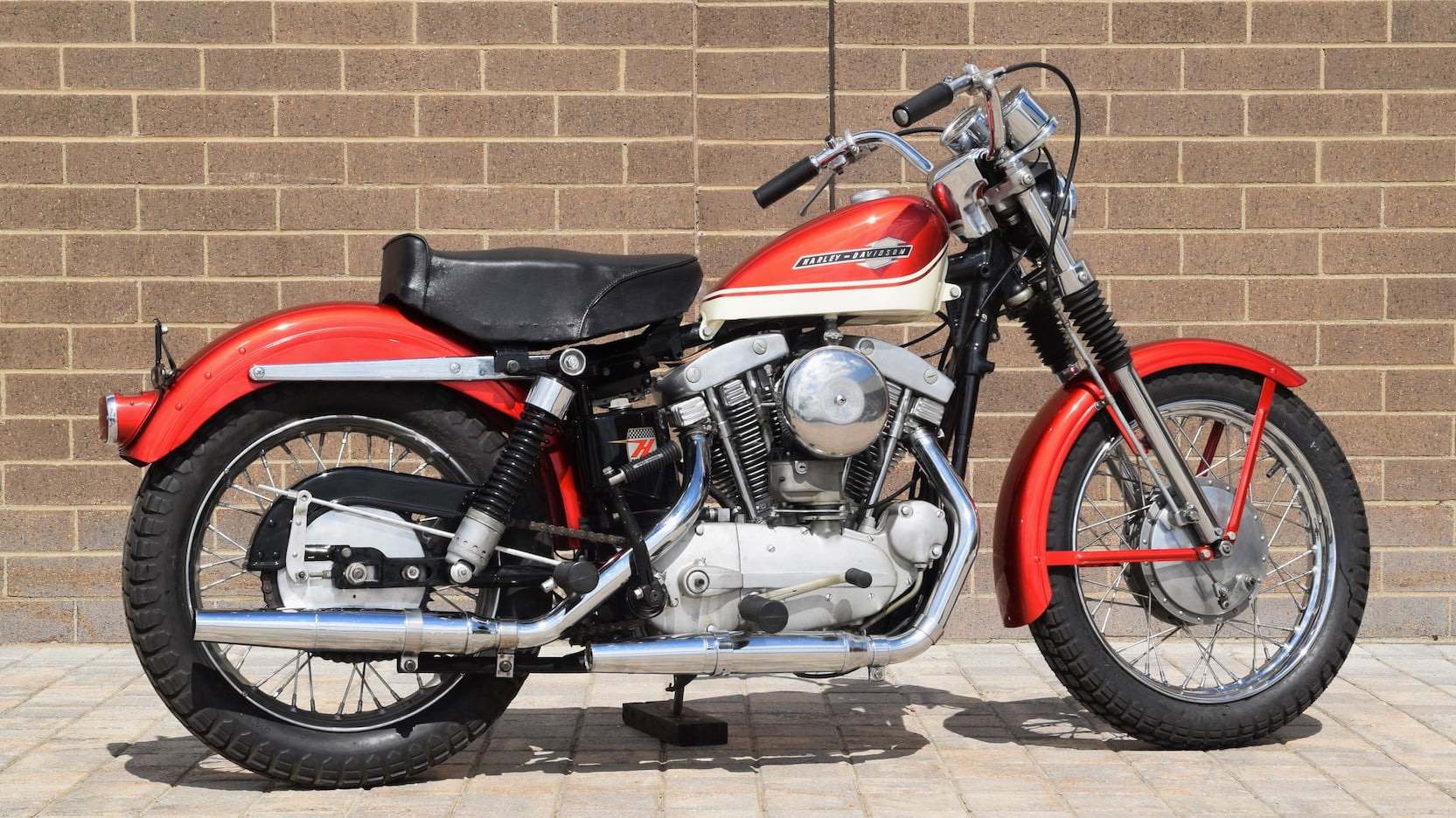  A mid 1960s Harley-Davidson XL 883 Sportster