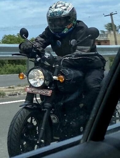 Spy shots of the Hunter 350. Media sourced from MotorBeam.
