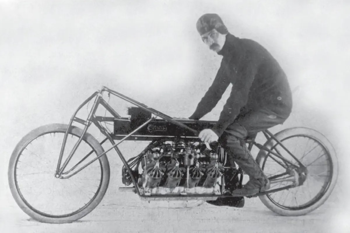 the Curtiss v8 super bike that broke the speed record in 1907. Media sourced from New Atlas.