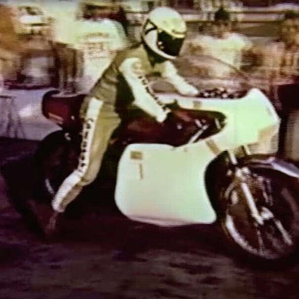 Kawasaki's Z1 900 at the Daytona Speedway of 1972, blasting through a new record. Media sourced from Youtube.